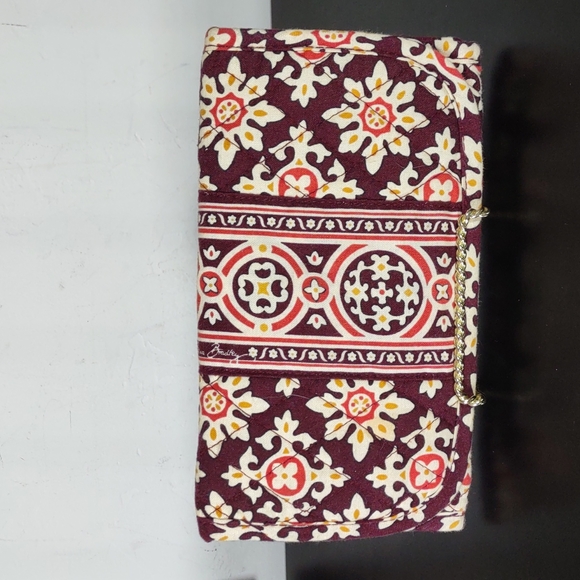 Vera Bradley "Medallion" Tri-fold Wallet - Picture 1 of 8